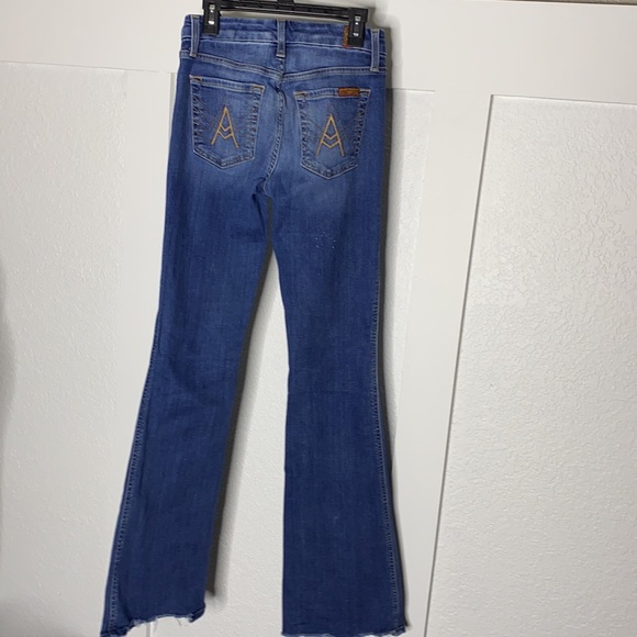 Used jeans in fair condition - Picture 3 of 7
